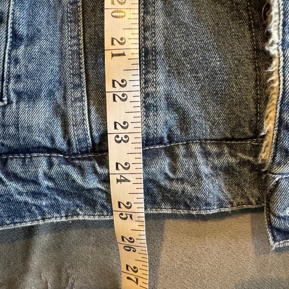 Guess Jeans Jean Jacket Men’s Small With White Sherpa Lining - Picture 9 of 11